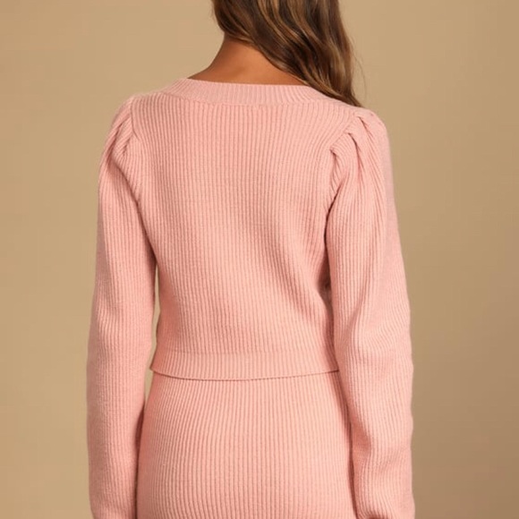 Sweater and skirt set - Picture 6 of 6